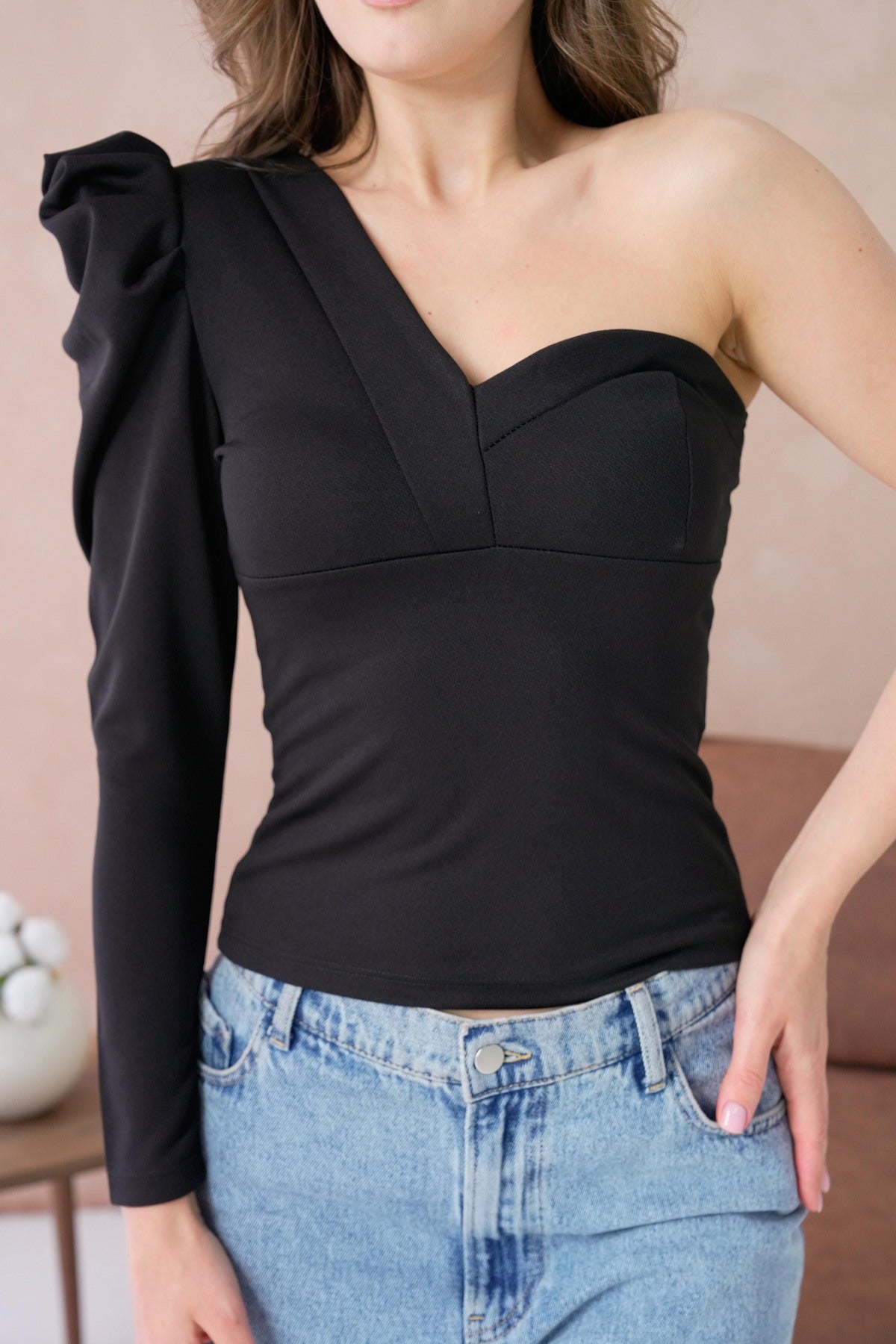 Einärmelige Bluse