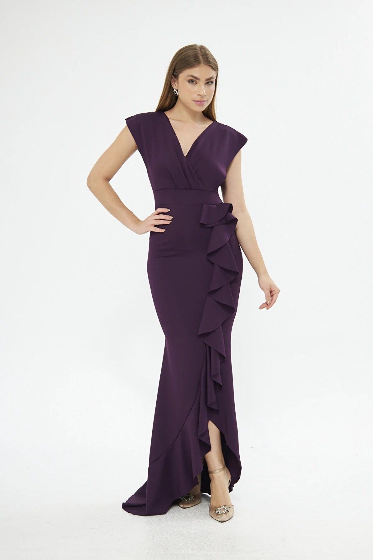 Ärmelloses Maxikleid mit Wickelausschnitt