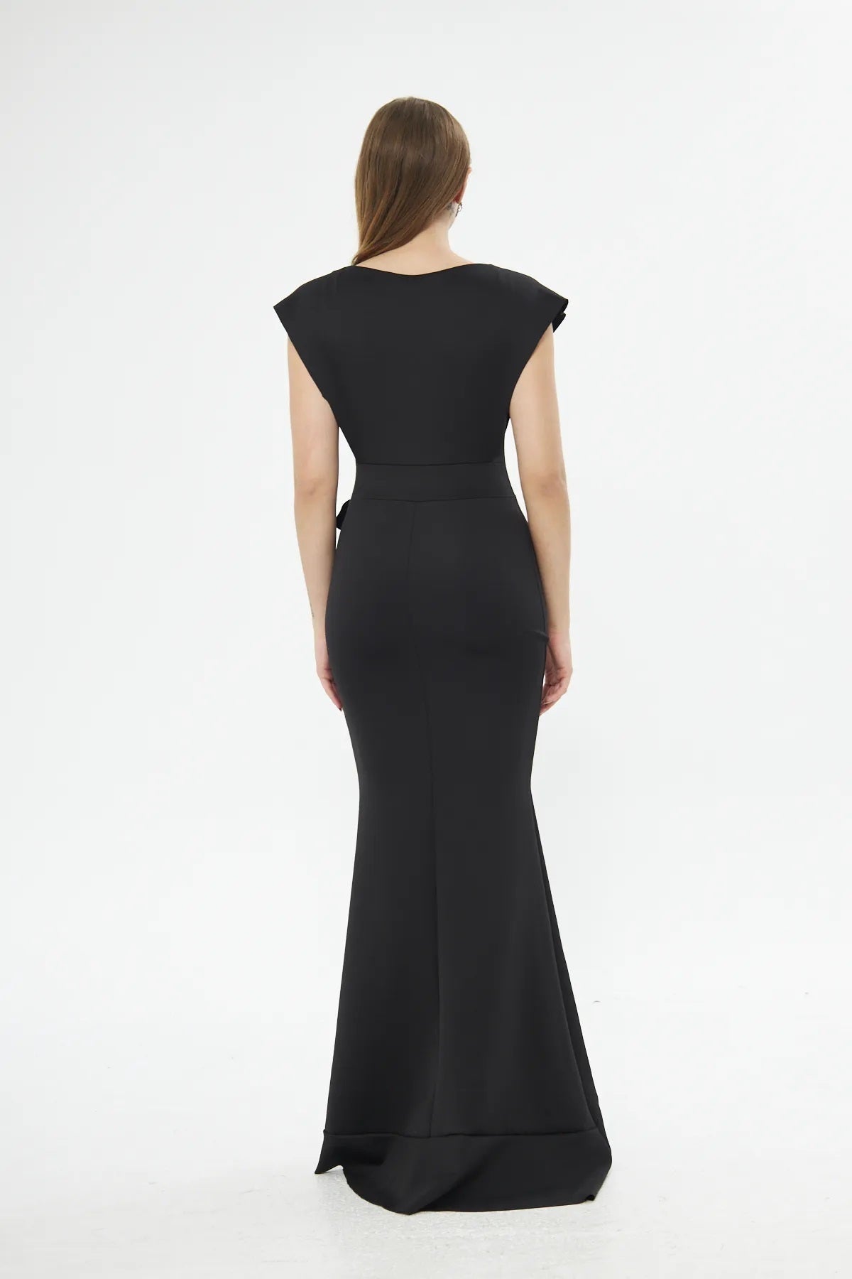 Ärmelloses Maxikleid mit Wickelausschnitt