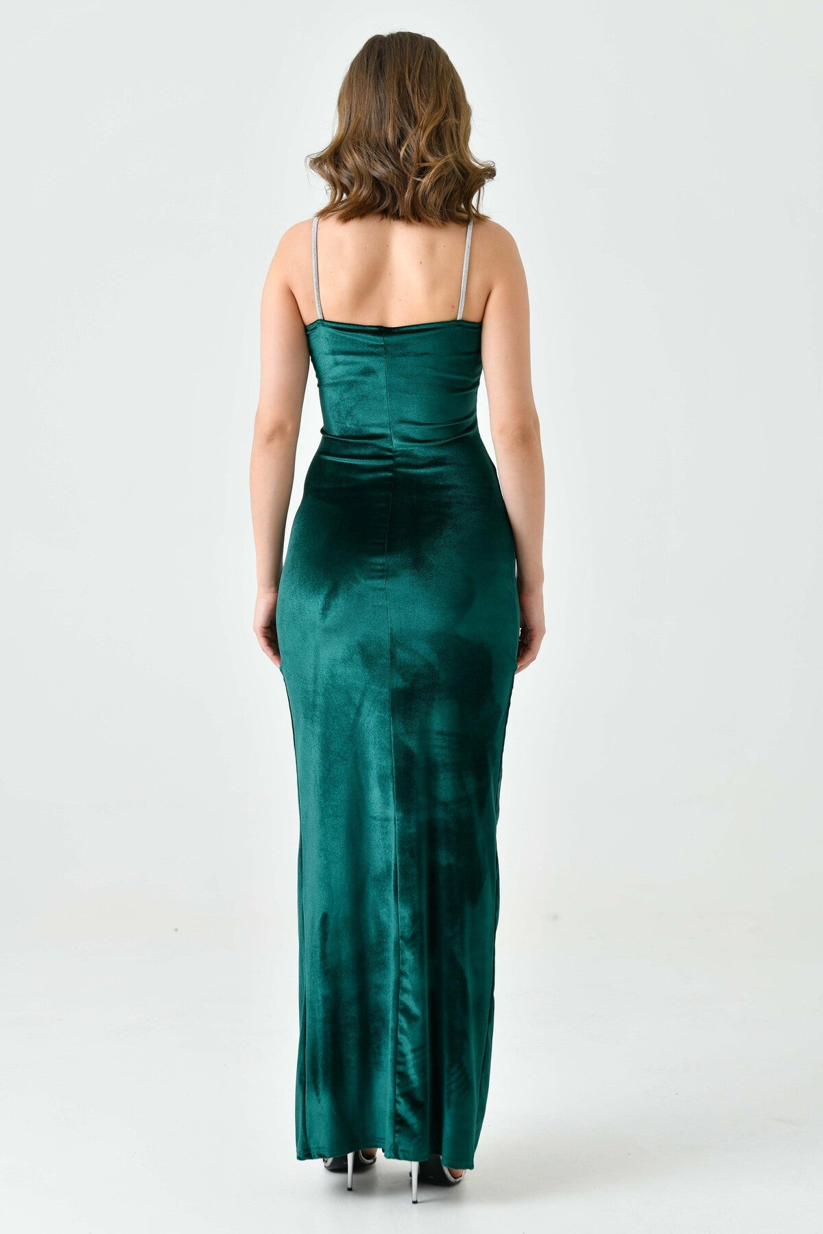 Trägerloses Maxikleid mit Schlitz