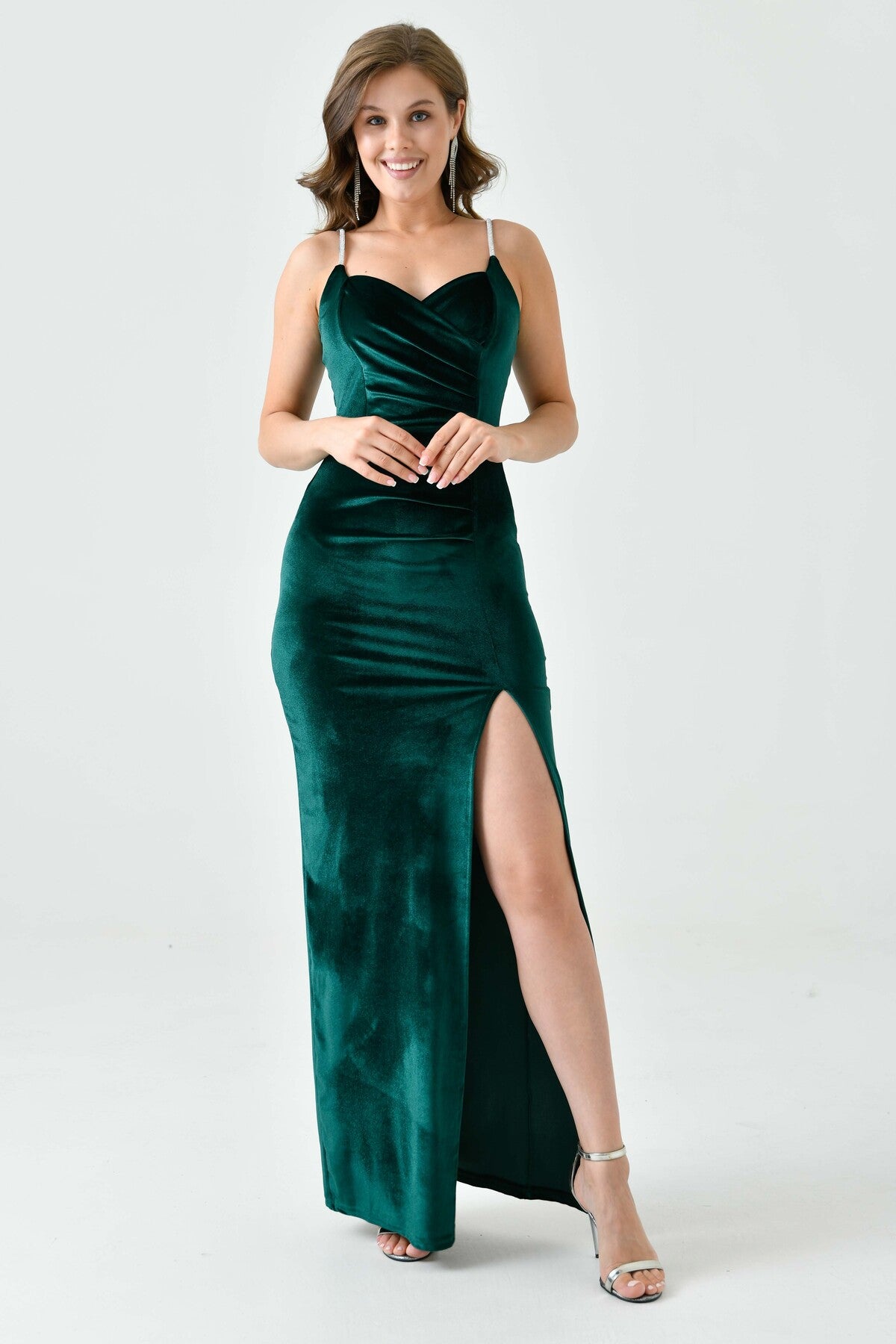 Trägerloses Maxikleid mit Schlitz
