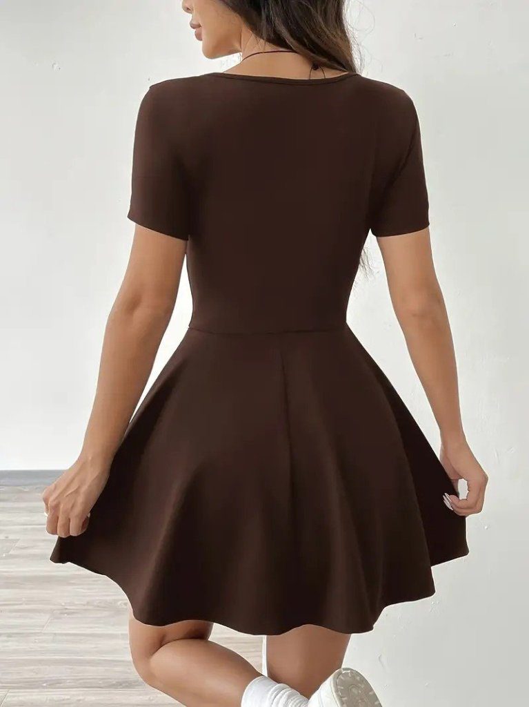 JANE'S Damen Kurzarm Square Neck Kurz Detail Tasche Tauchkleid