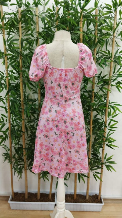 Blumiges Schnür-Supremo Midi-Kleid
