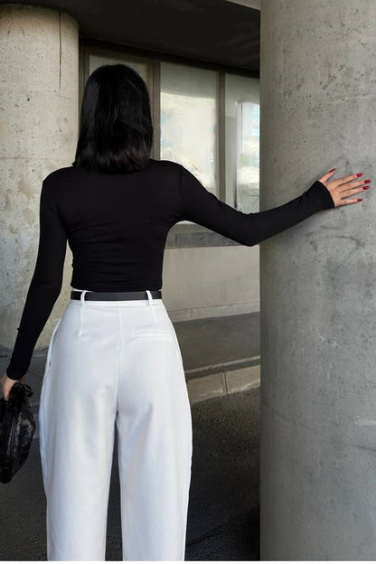 Crop-Cut-Bluse mit langen Ärmeln und Rundhalsausschnitt