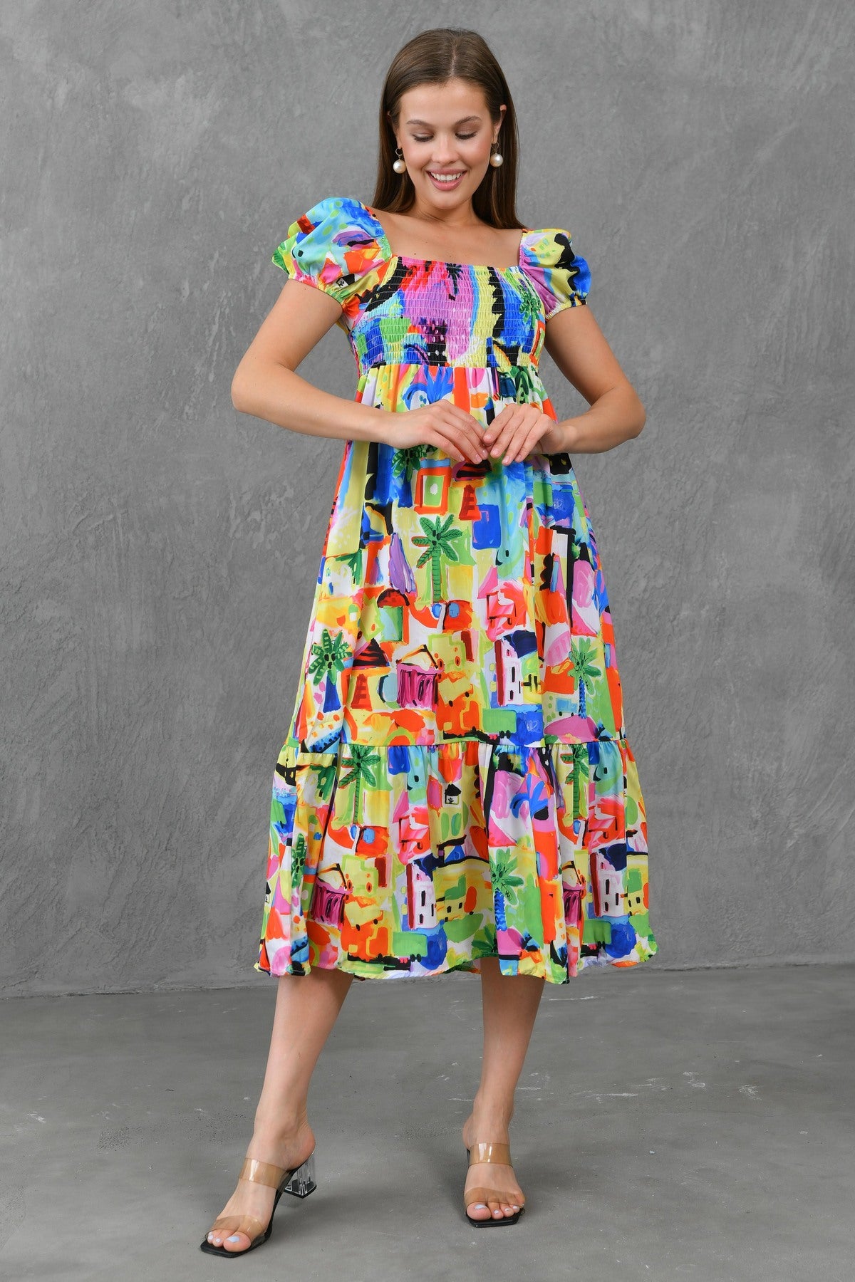 Maxikleid mit eckigem Ausschnitt