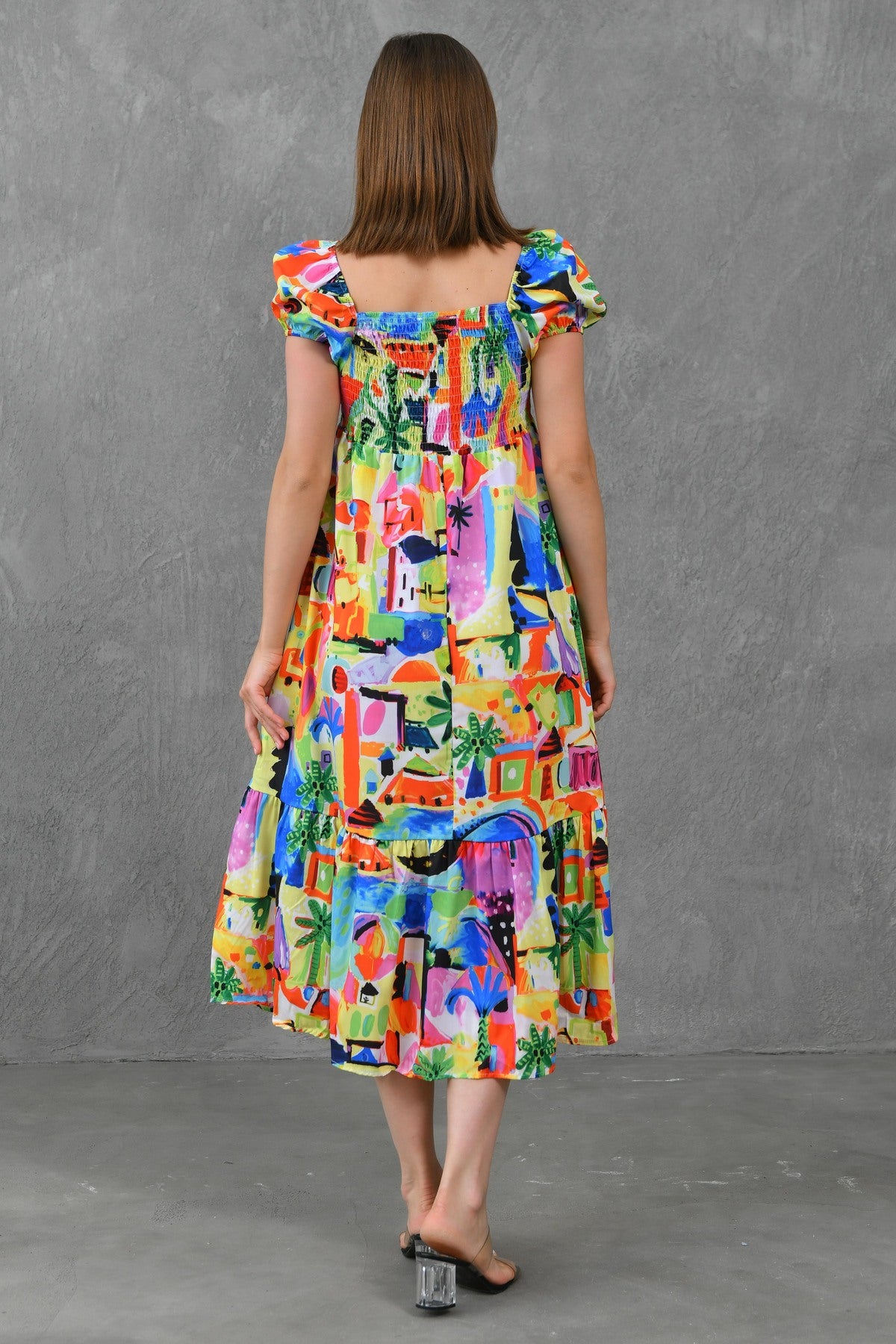 Maxikleid mit eckigem Ausschnitt