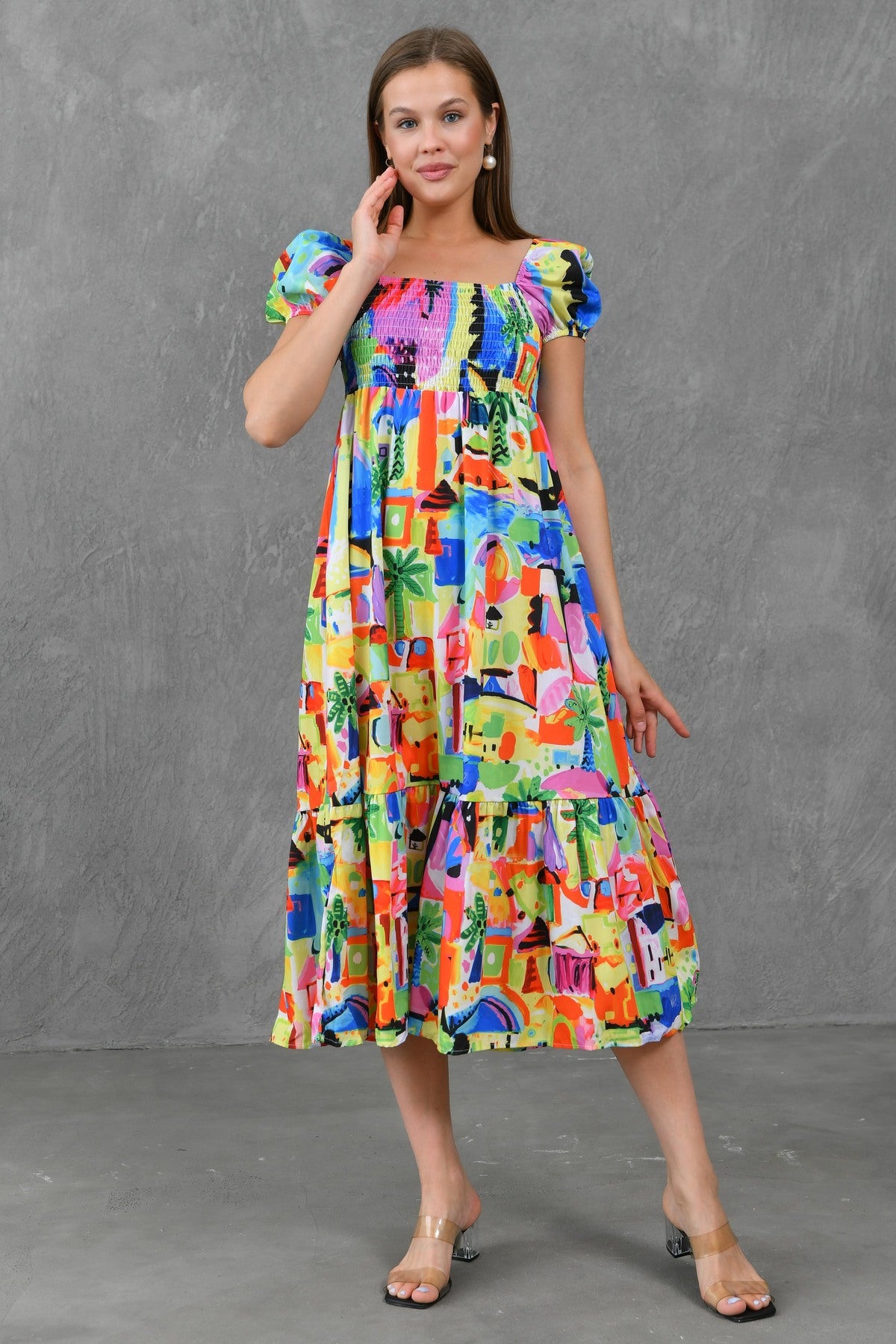 Maxikleid mit eckigem Ausschnitt