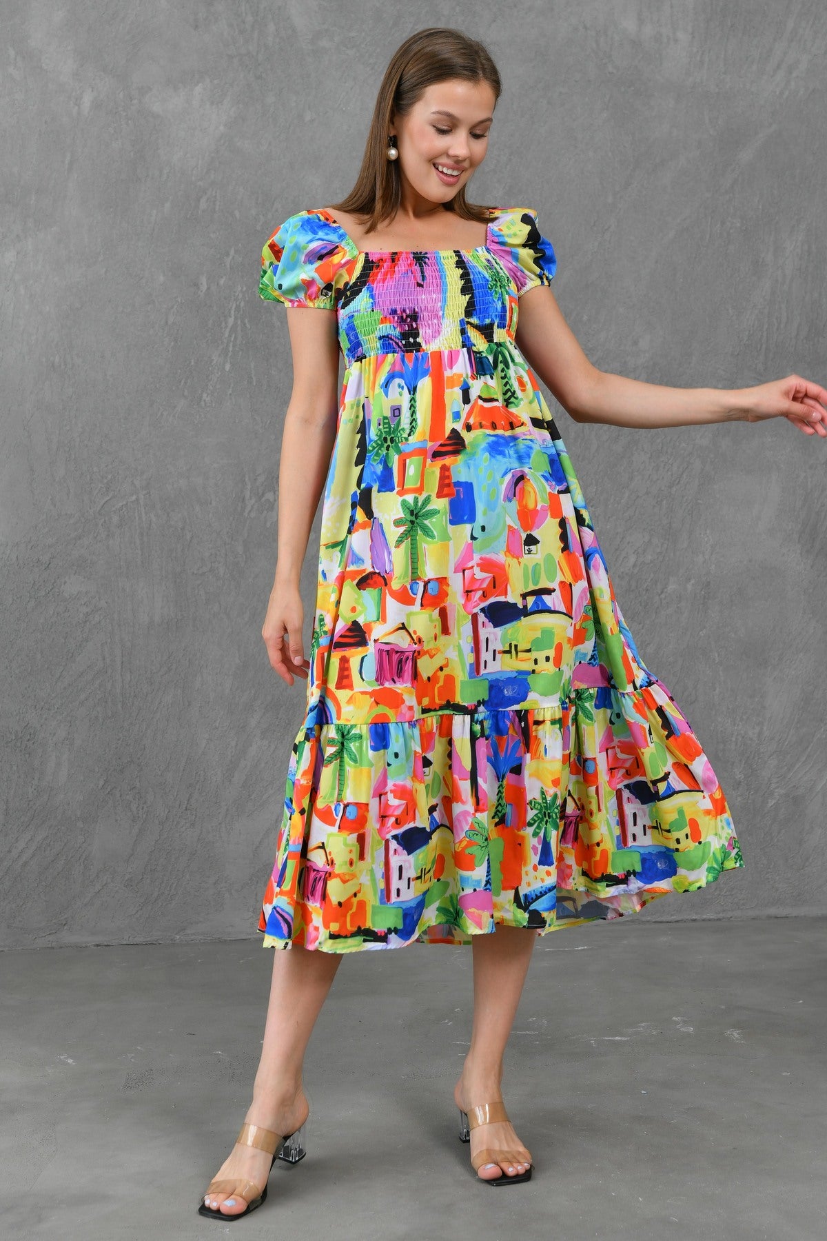Maxikleid mit eckigem Ausschnitt