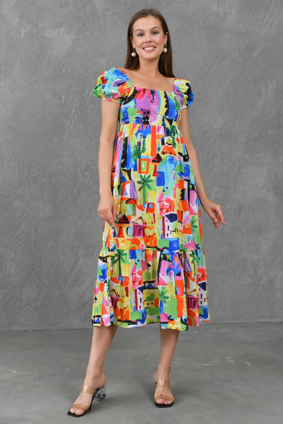 Maxikleid mit eckigem Ausschnitt