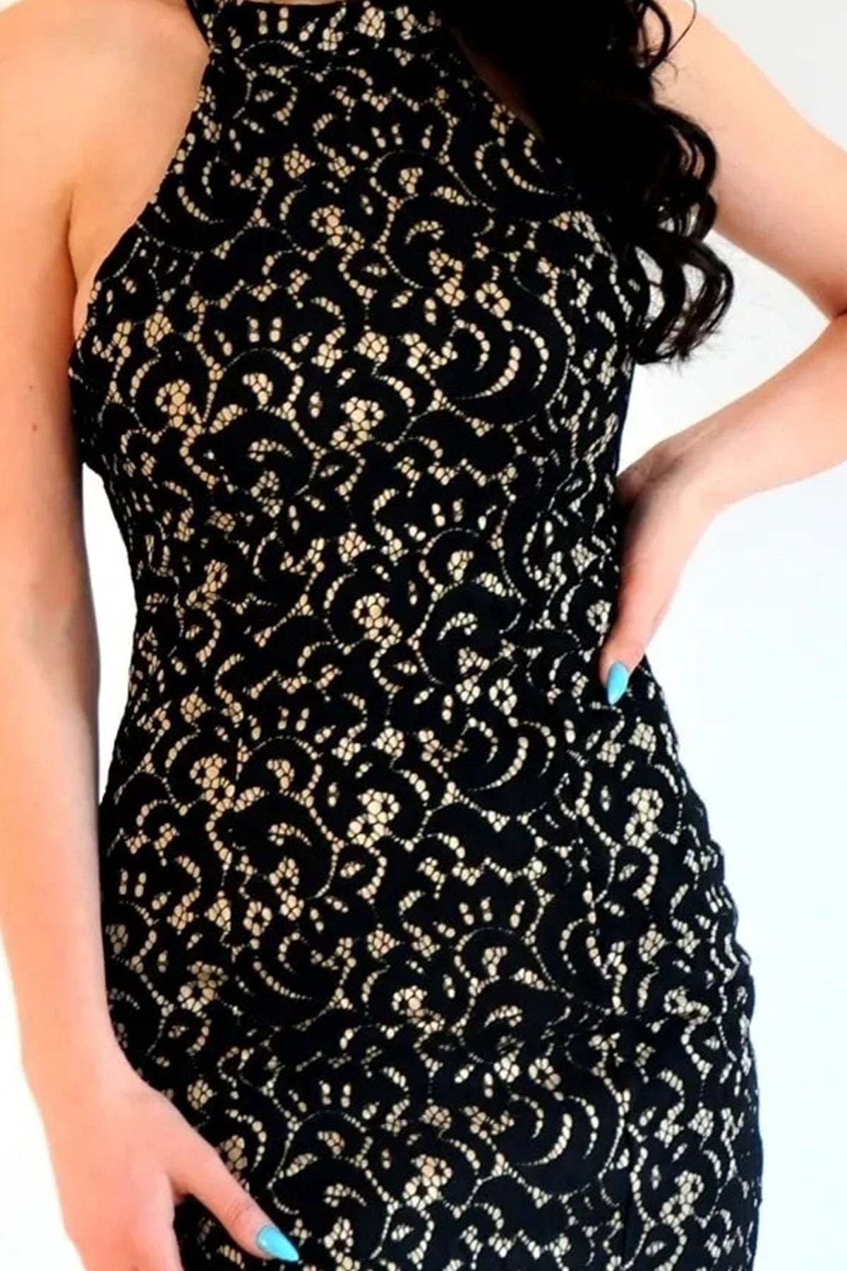 Neckholder-Minikleid