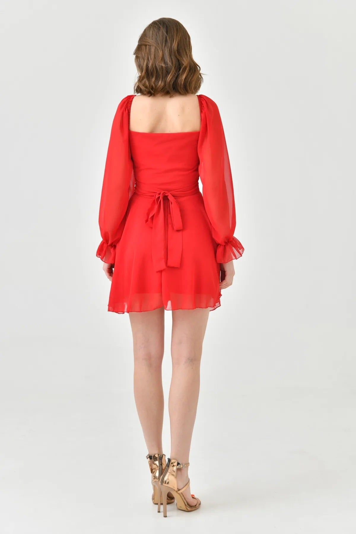 Gefüttertes Minikleid aus Chiffon, einteilig