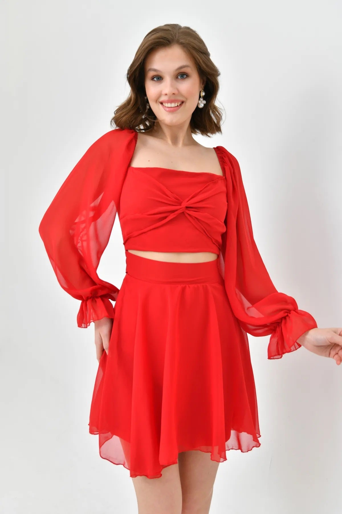 Gefüttertes Minikleid aus Chiffon, einteilig