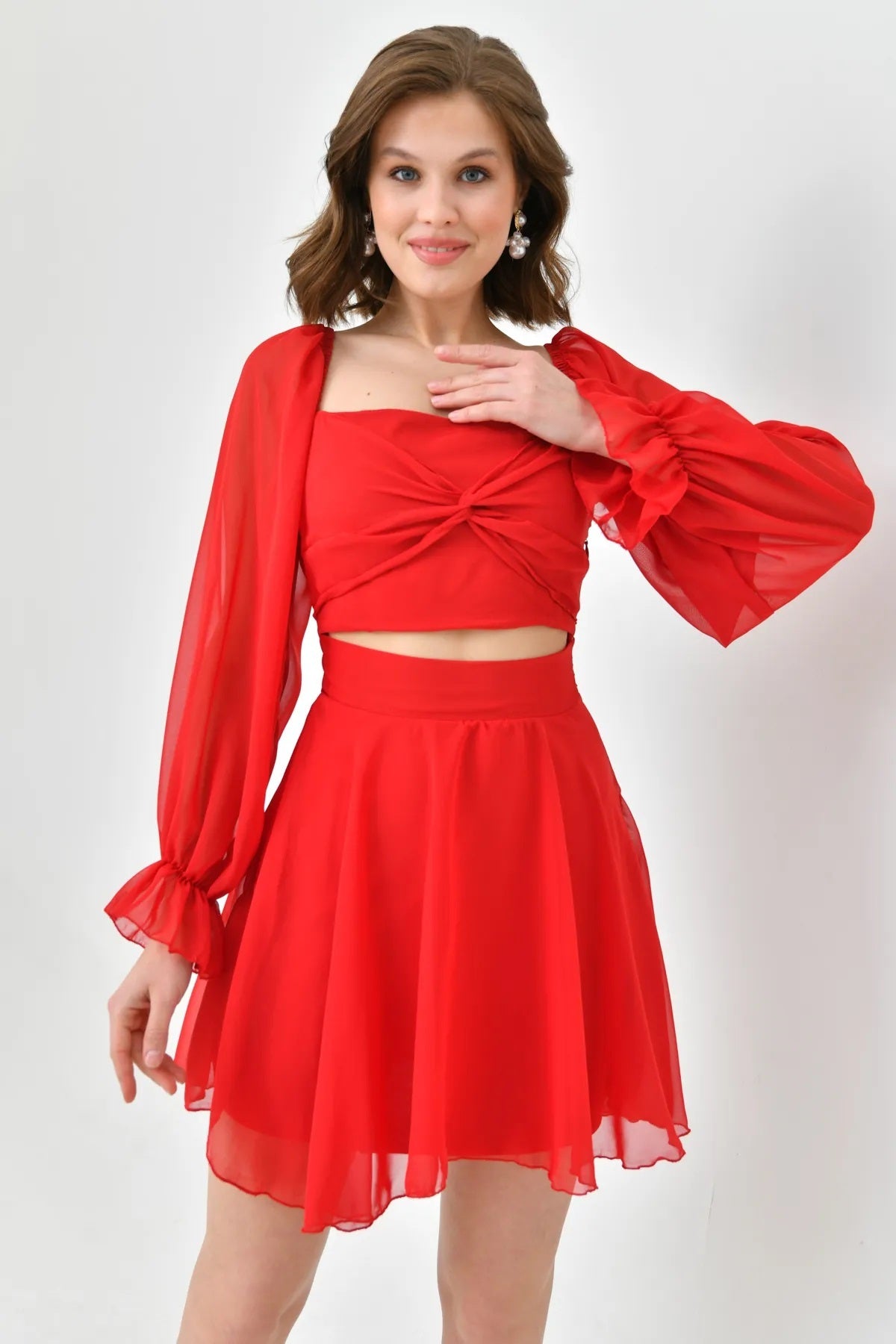 Gefüttertes Minikleid aus Chiffon, einteilig