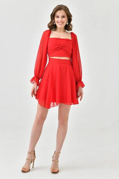 Gefüttertes Minikleid aus Chiffon, einteilig