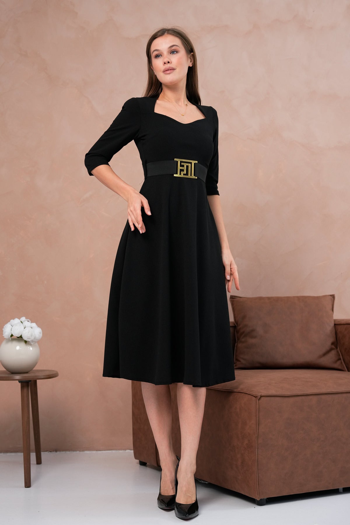 Midikleid mit Gürtel
