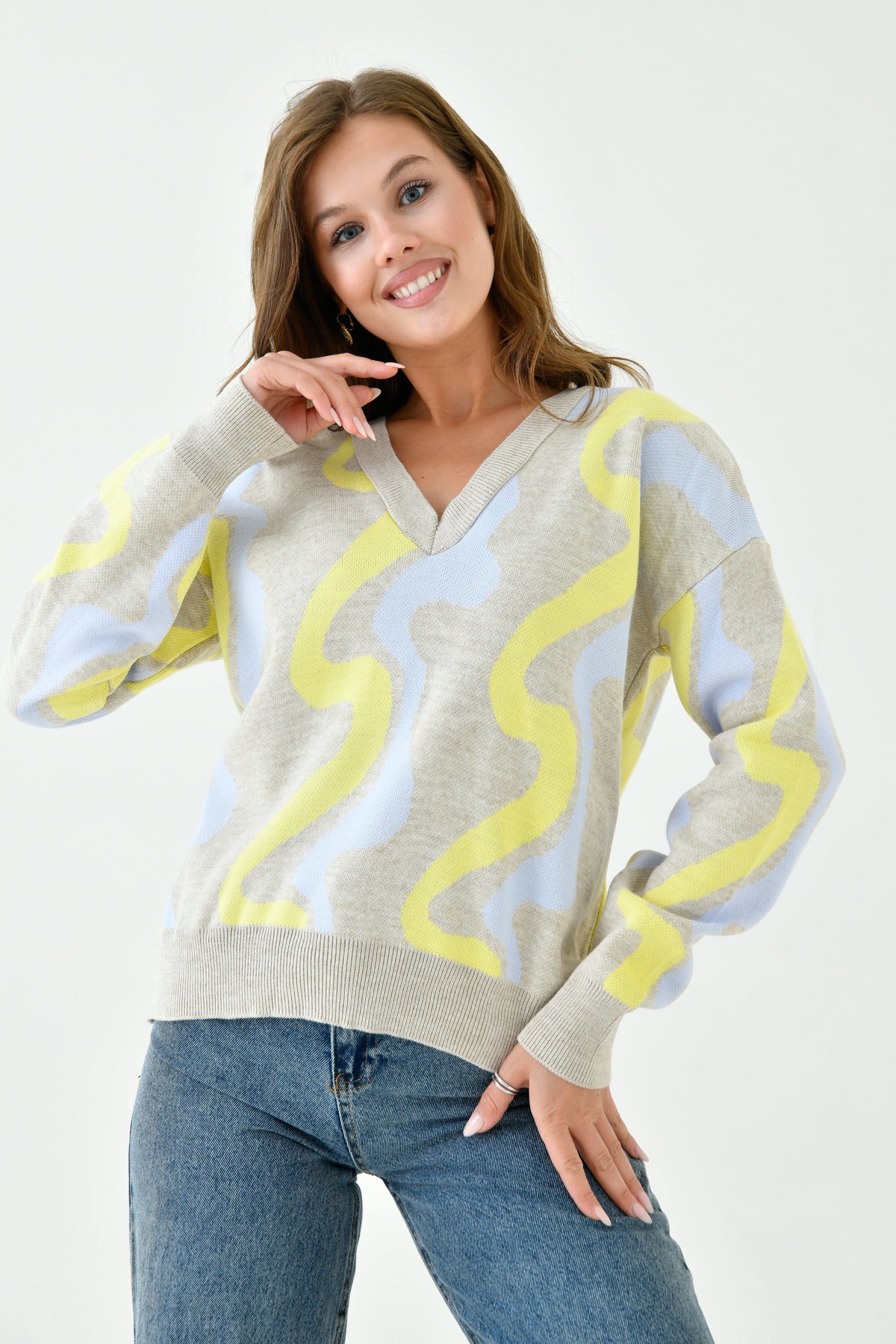Rundhalspullover mit geometrischem Muster