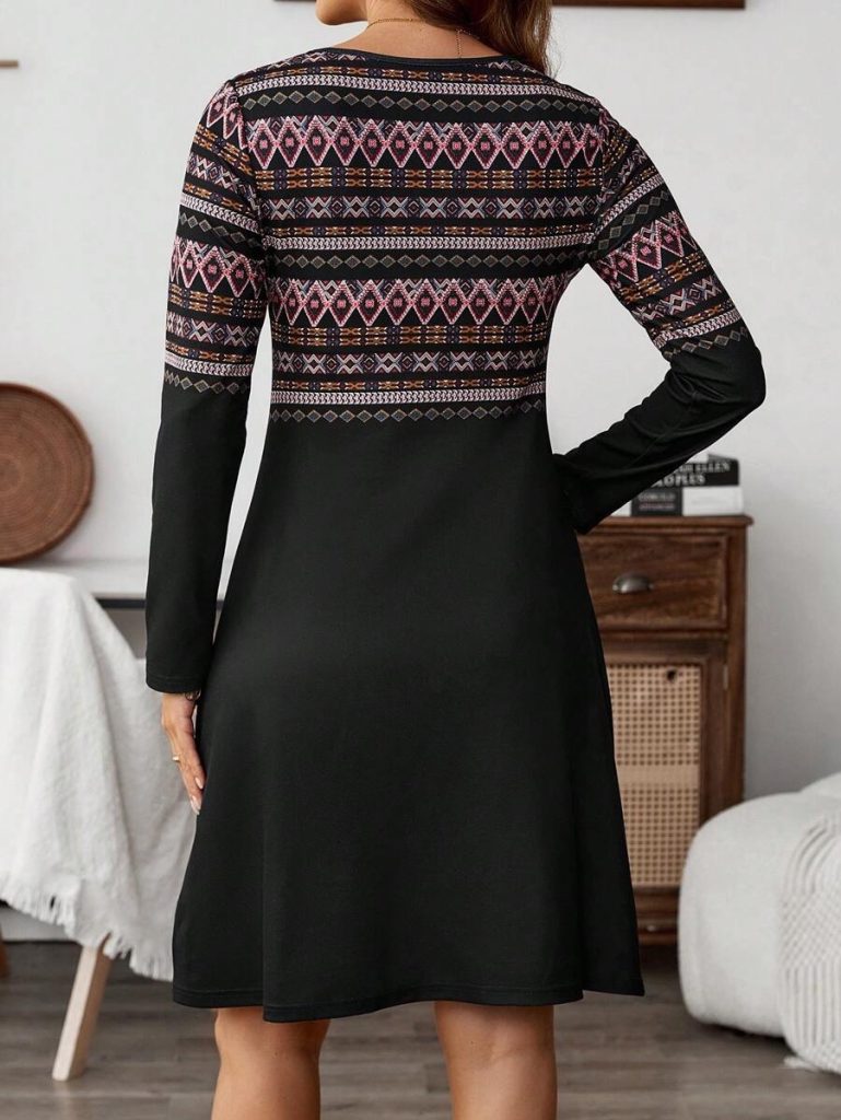 JANE'S Damen Langarm Rundhals Ethno Muster Kurzes Scuba Kleid
