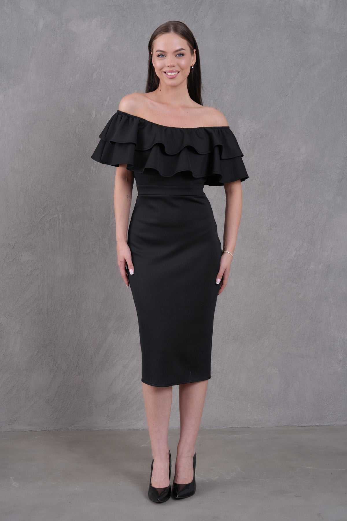 Trägerloses Midi-Bleistiftkleid