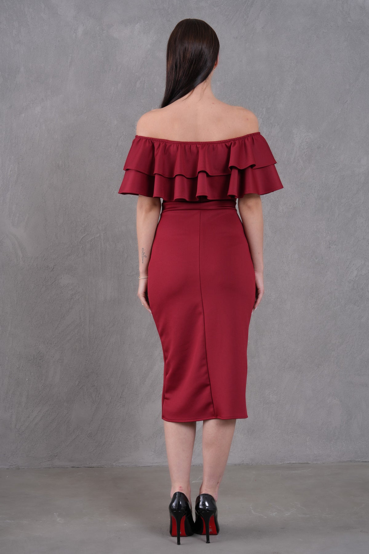 Trägerloses Midi-Bleistiftkleid
