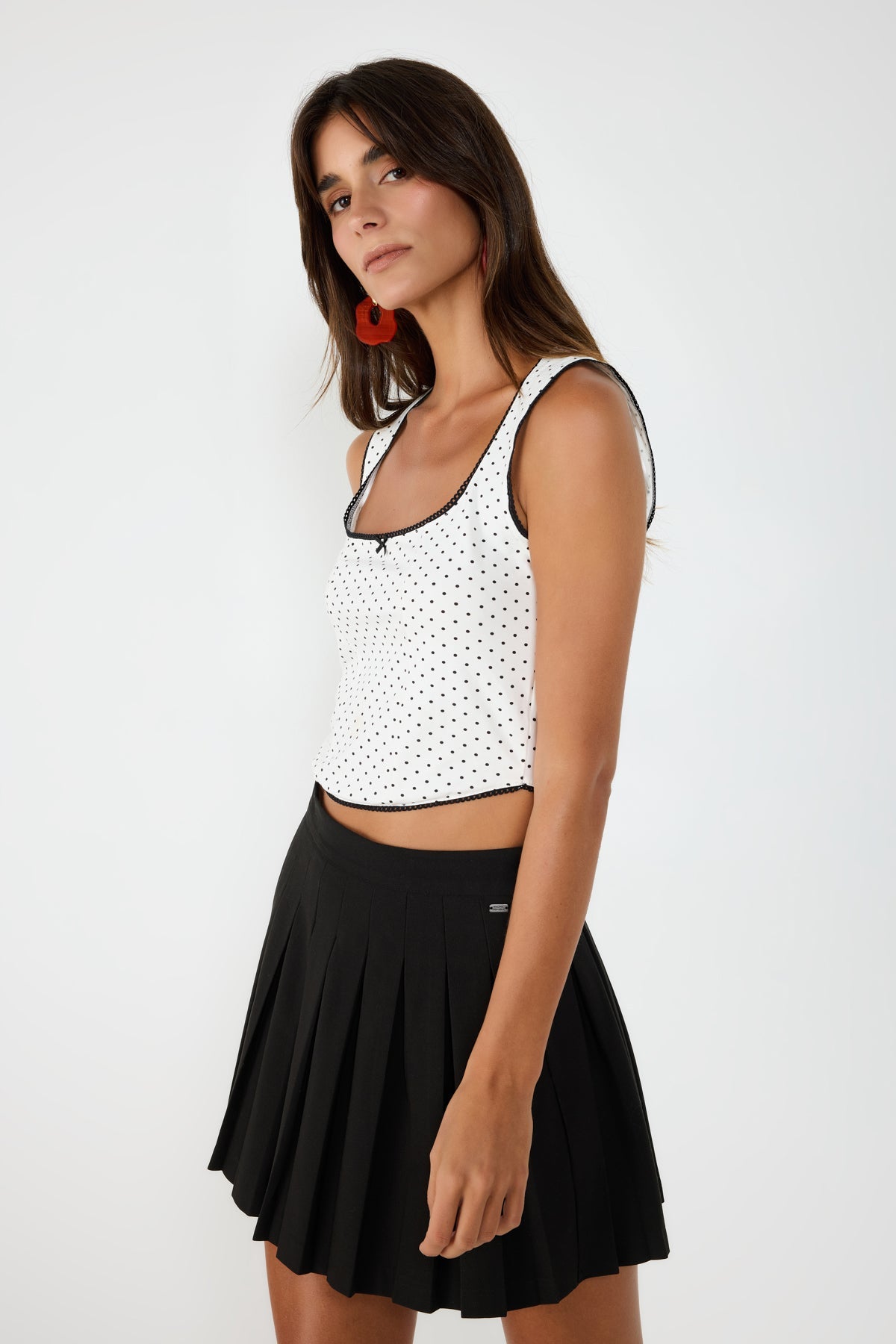 Kurze Bluse mit breiten Trägern