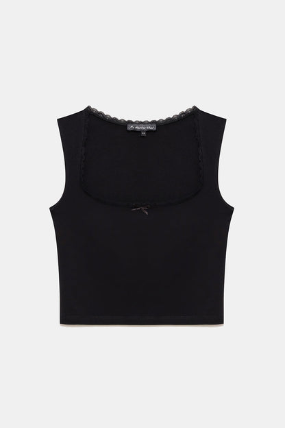 Bluse mit breiten Trägern
