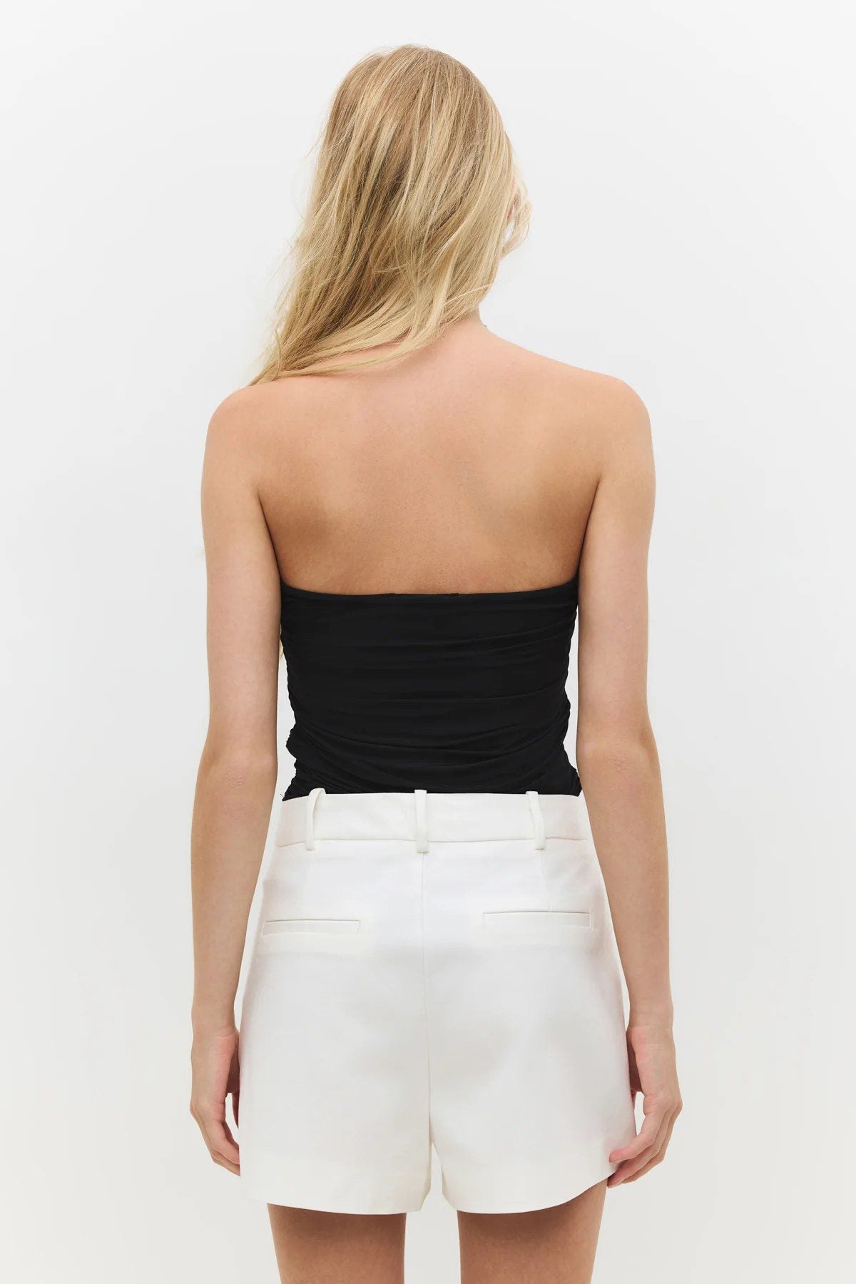 Herzförmiger, geraffter, trägerloser Bustier