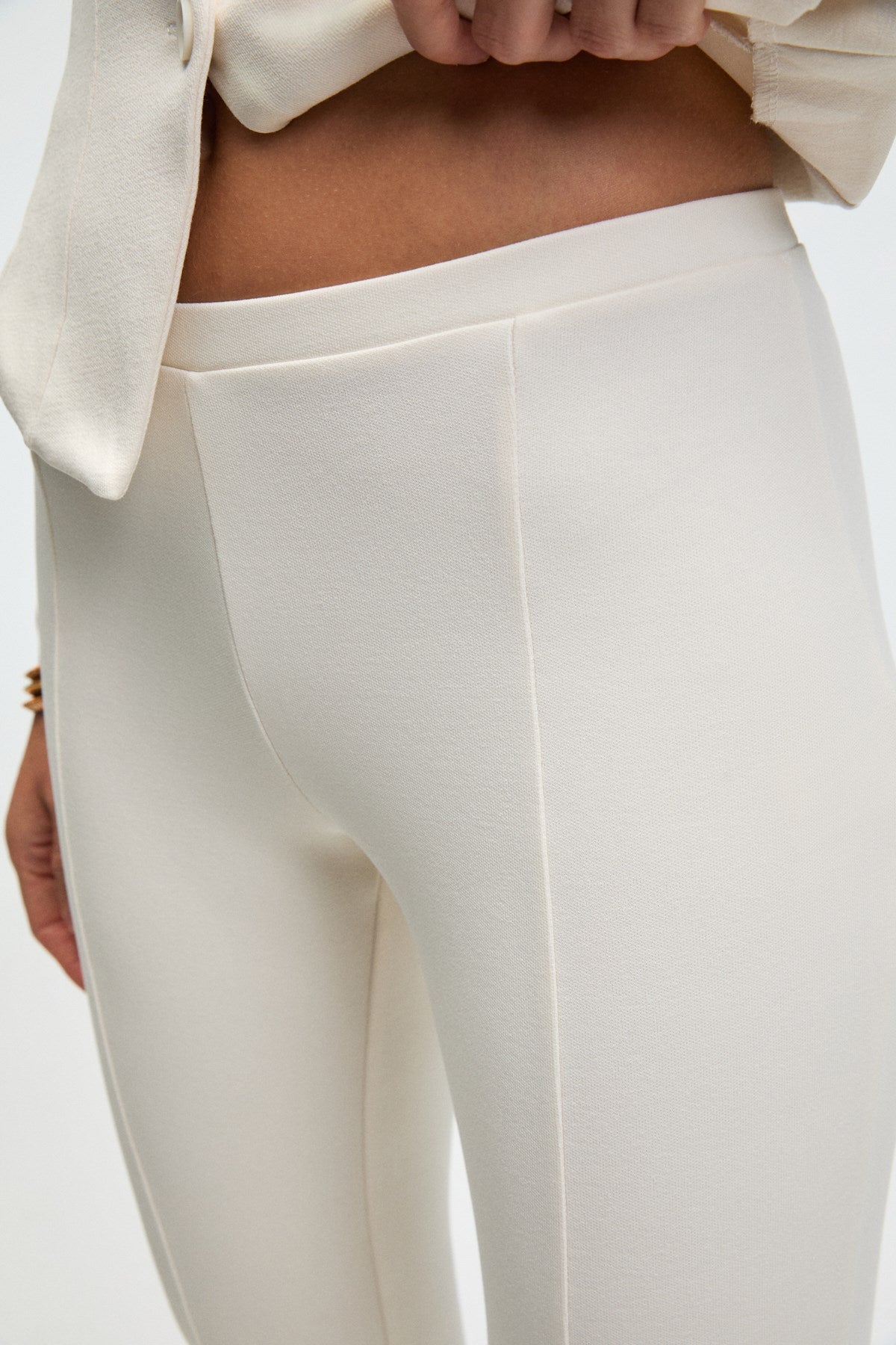 ETHIQUET KALYYSIA Damen Weite Hose Ecru