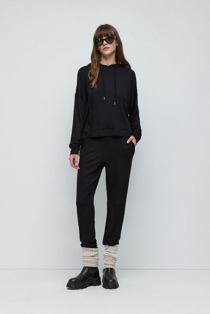 Kapuzenpullover mit Taschen