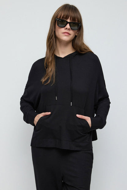 Kapuzenpullover mit Taschen