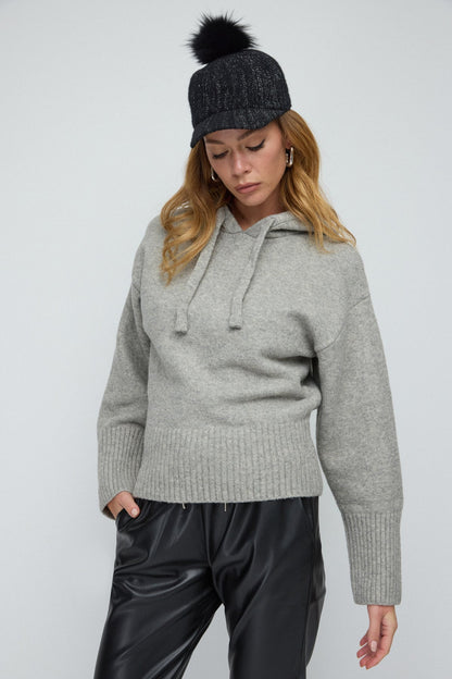 Kapuzenstrickpullover