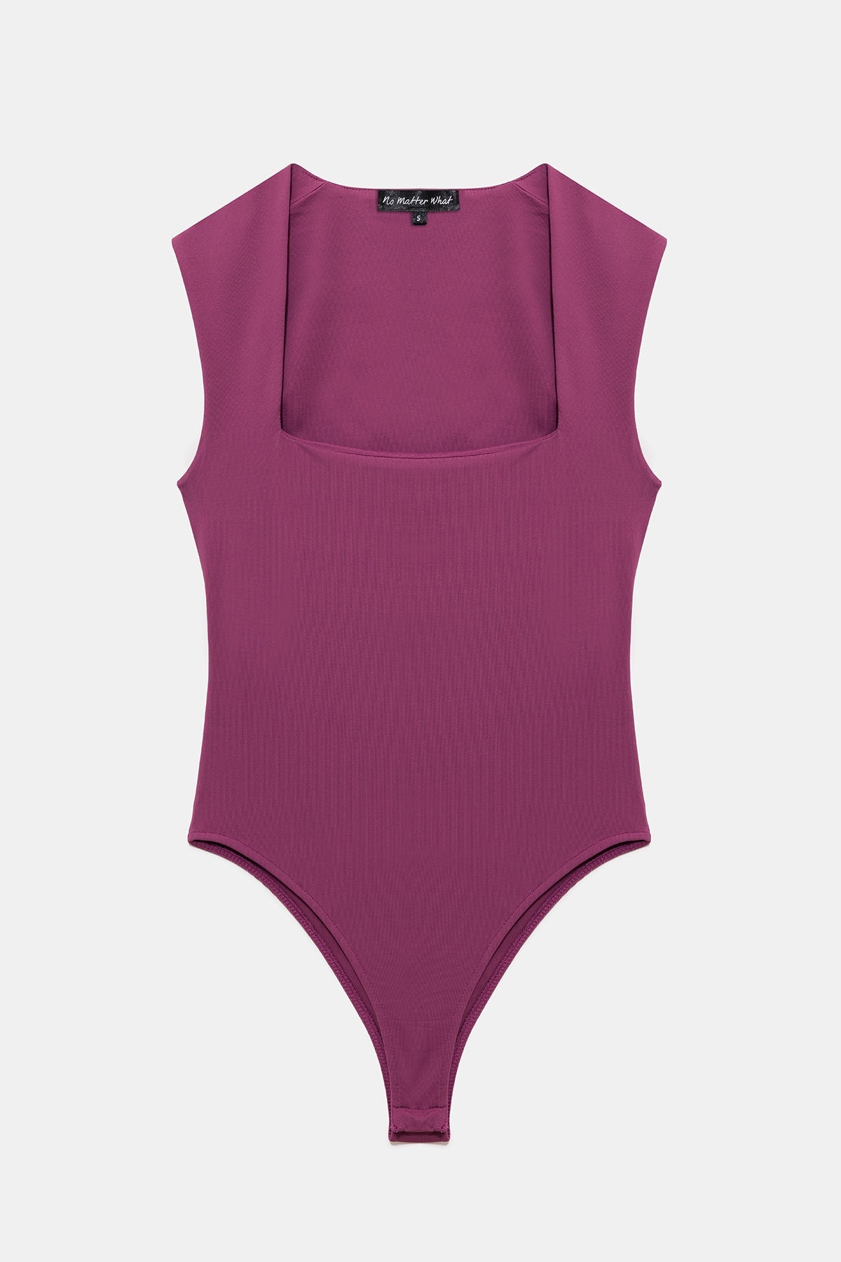 Body mit eckigem Schnitt und tiefem Ausschnitt