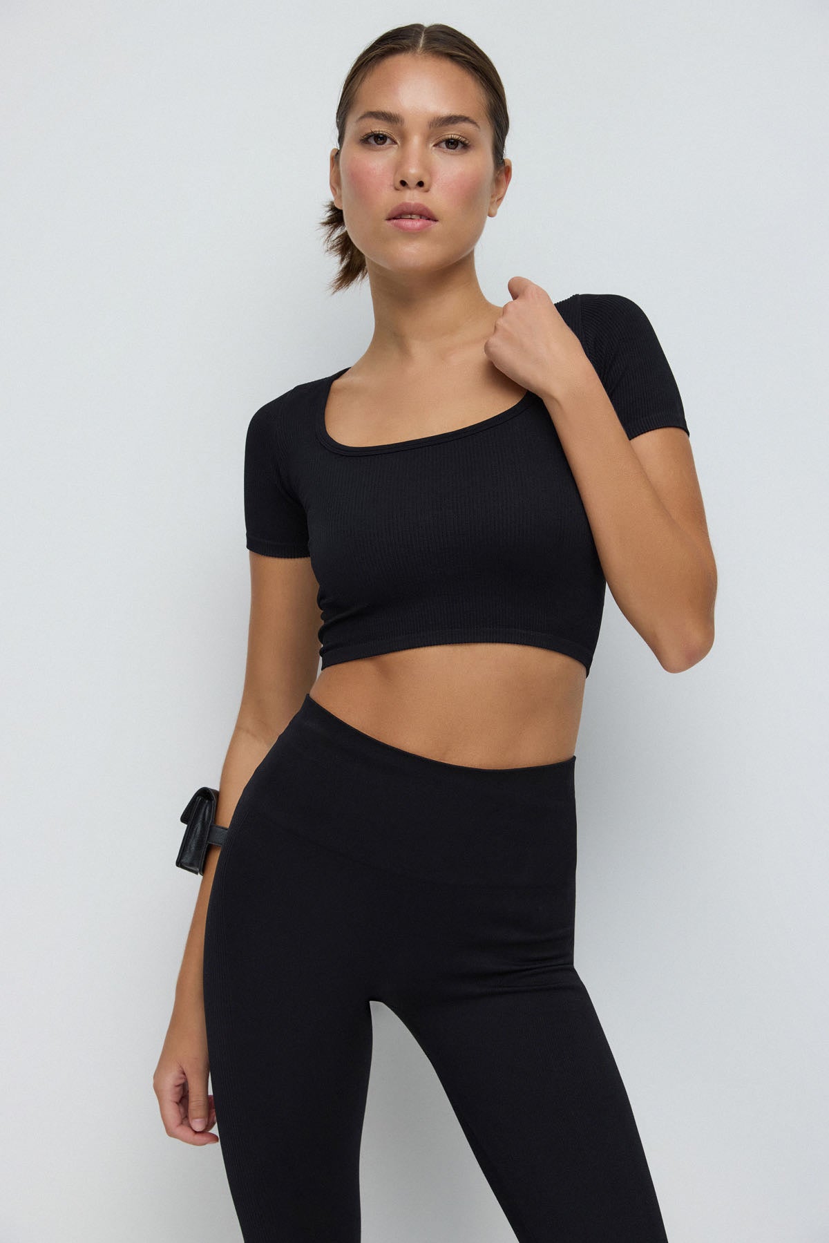 Kurzärmeliges Crop-T-Shirt
