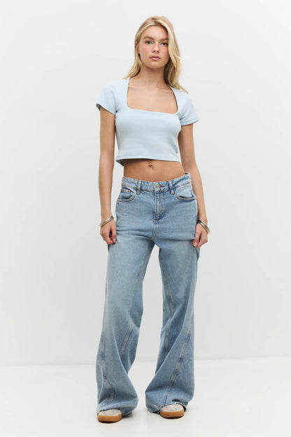 Kurzarm-Crop-Top mit quadratischem Ausschnitt