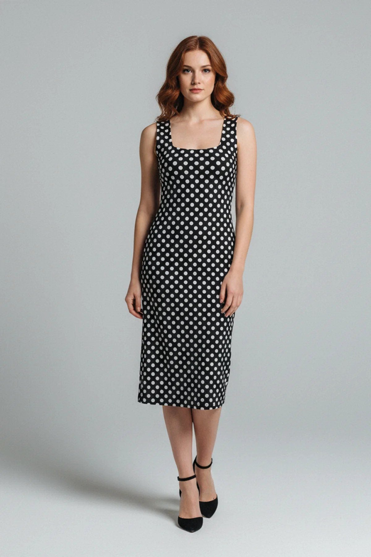 Midikleid mit eckigem Ausschnitt und Polka-Dots
