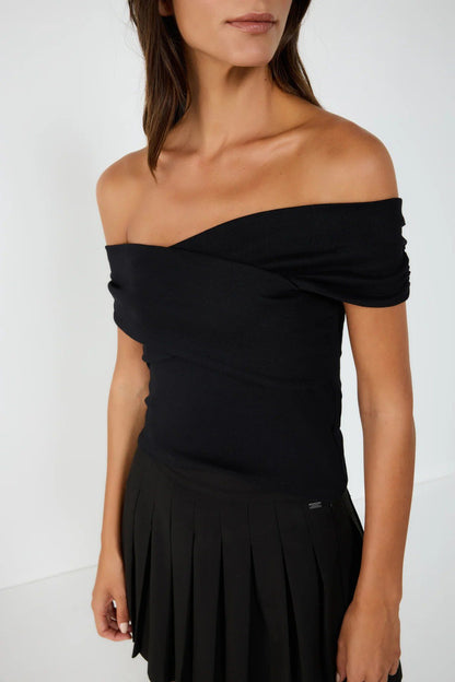 Basic-Bluse mit U-Boot-Ausschnitt
