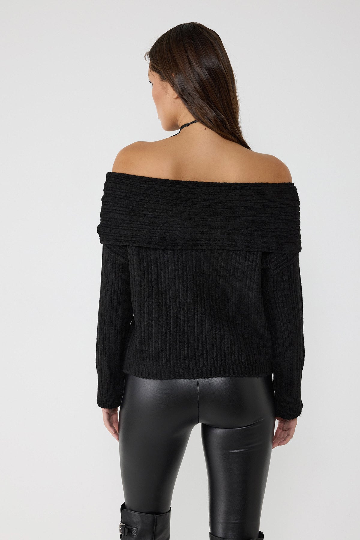 Strickpullover mit U-Boot-Ausschnitt