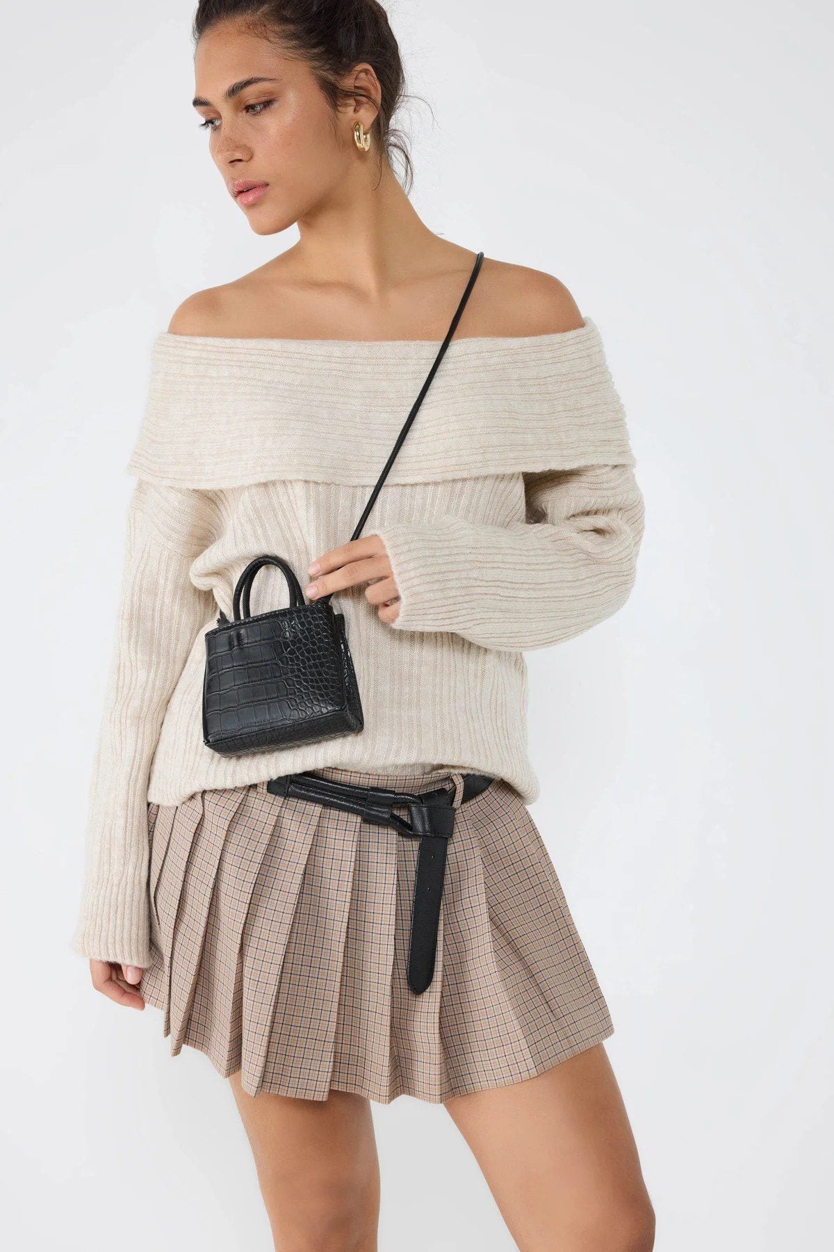 Strickpullover mit U-Boot-Ausschnitt