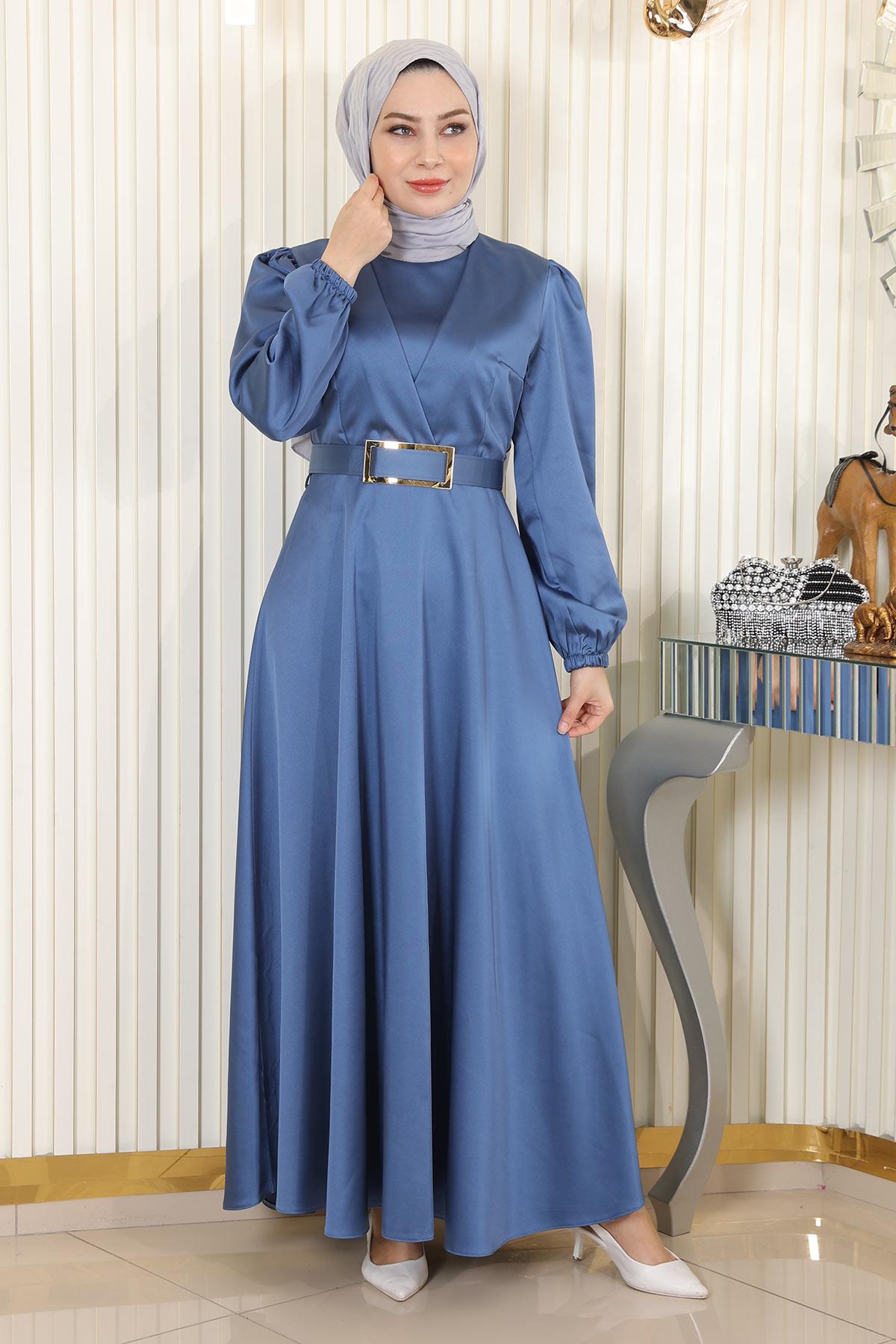 Abendkleid mit Gürtel