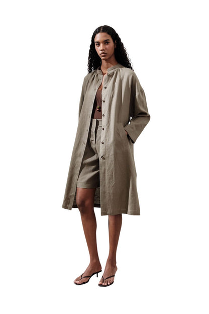 Lange Tunika mit Leinengürtel in Khaki