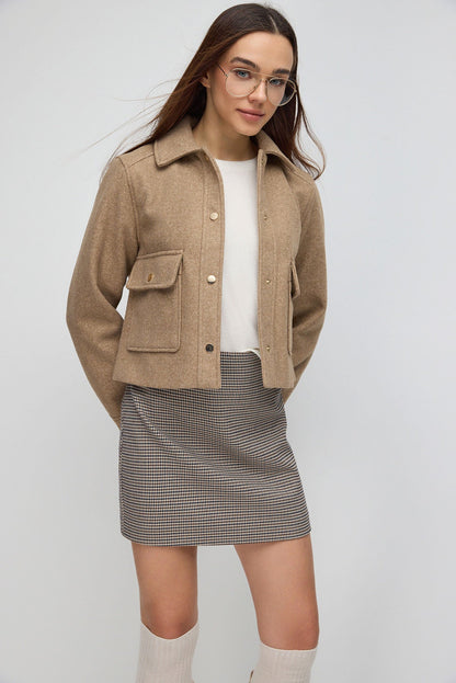 Kurze Jacke mit Taschen