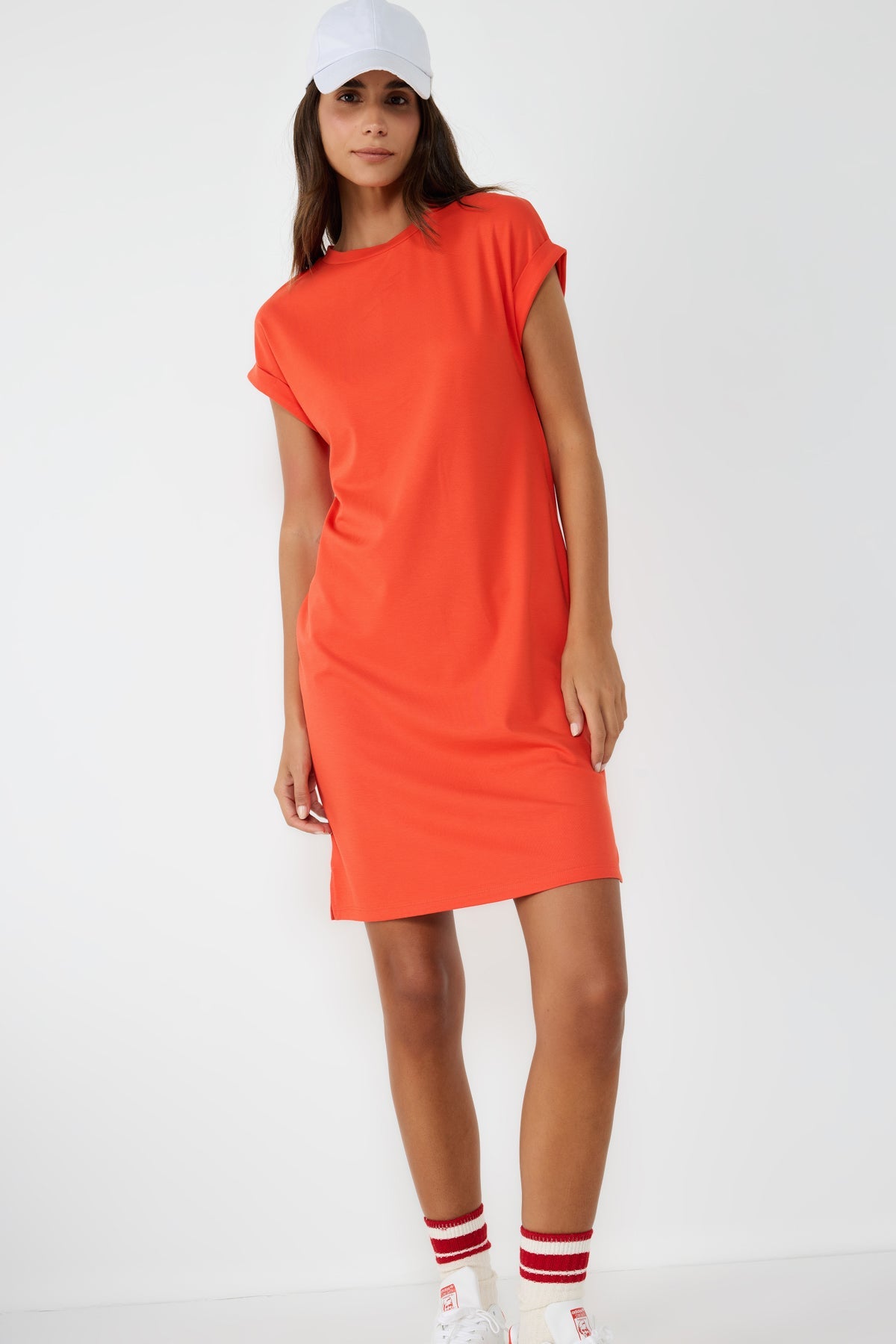 Basic-Kleid mit kurzen Ärmeln