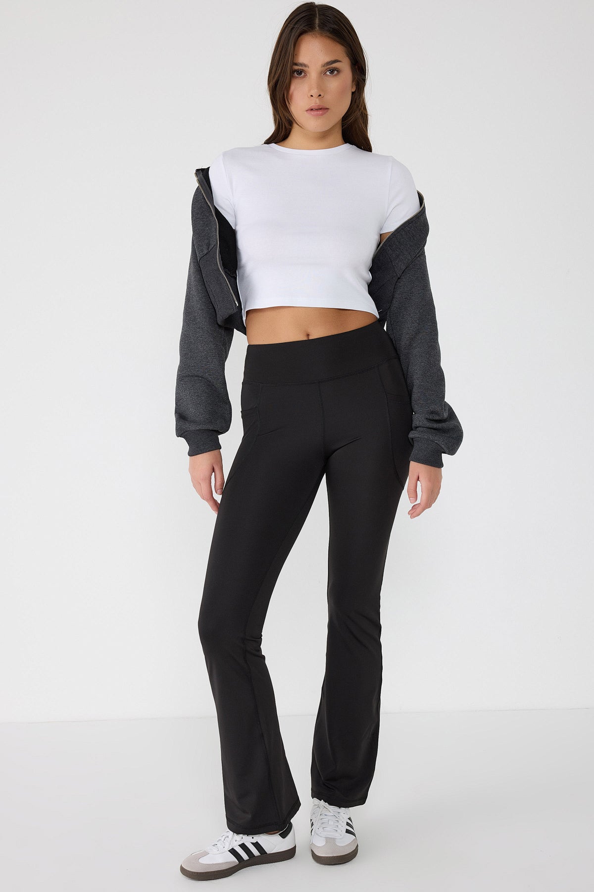 Kurzärmeliges Crop-T-Shirt
