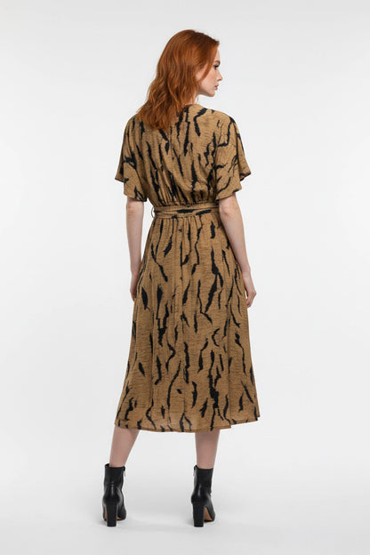 Kurzarm Midi Kleid