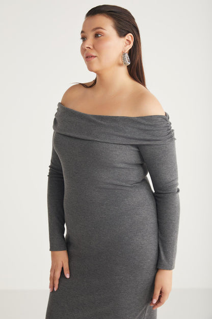 KIZUKIBB Große Größen Strickkleid