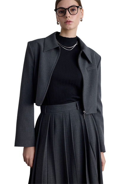 Klassischer Crop-Blazer, schwarz