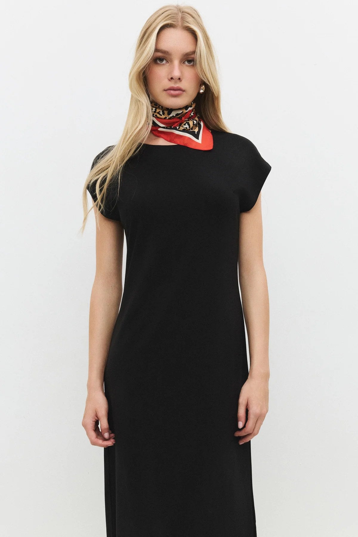 Ärmelloses langes Kleid