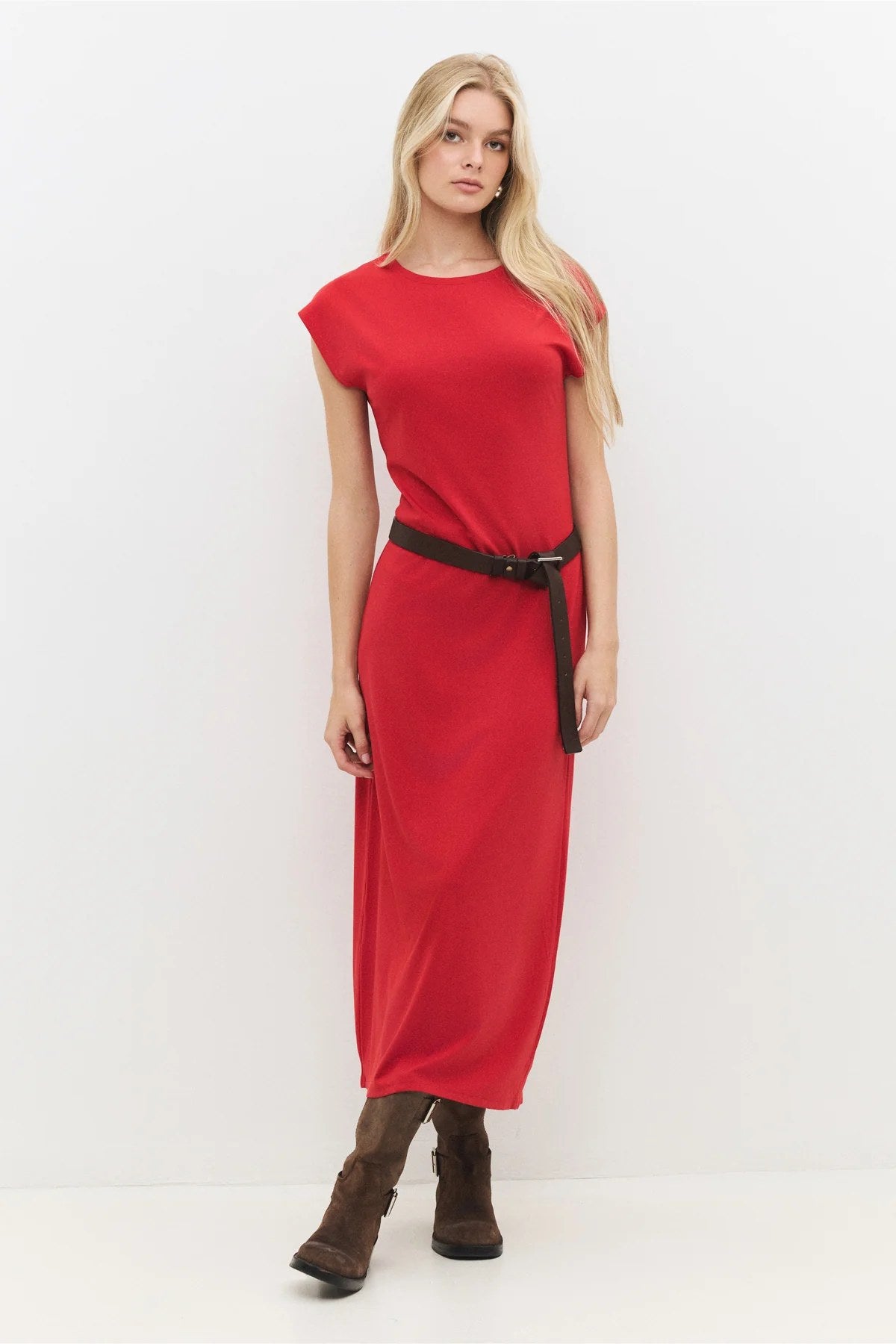 Ärmelloses langes Kleid