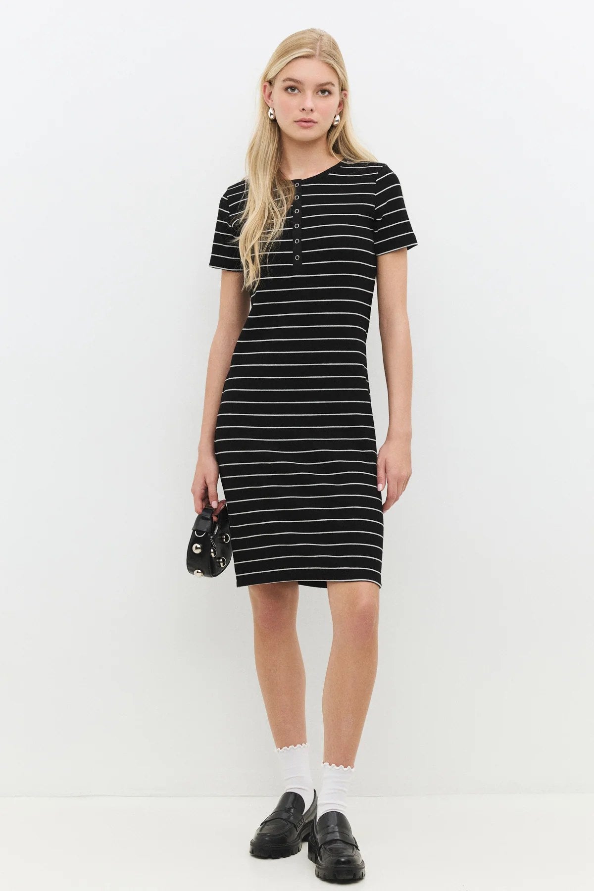 Kurzarmkleid