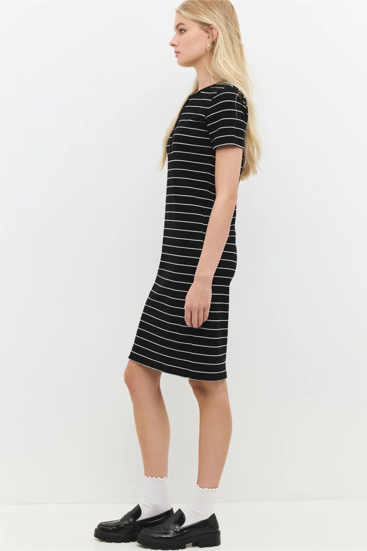 Kurzarmkleid