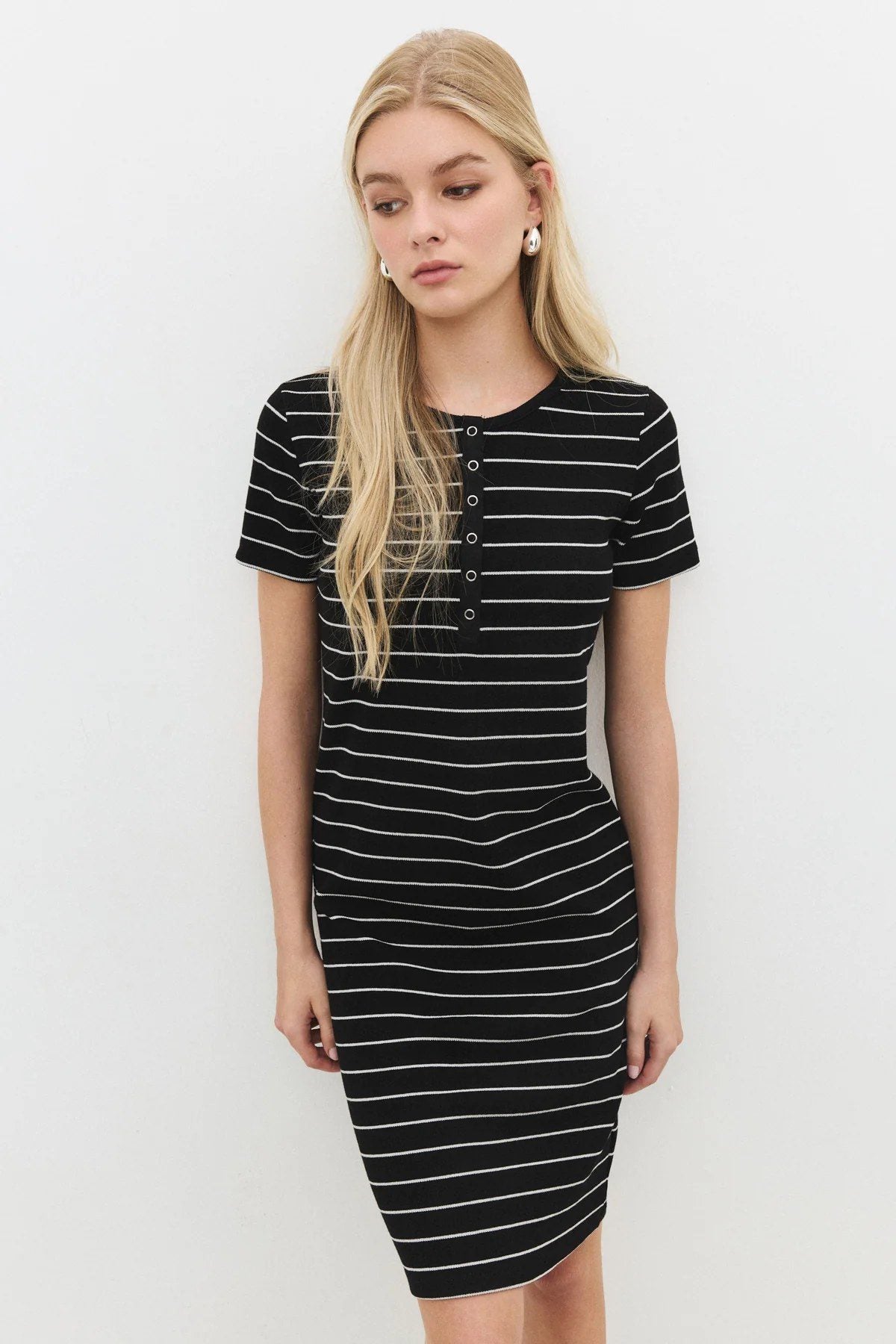 Kurzarmkleid